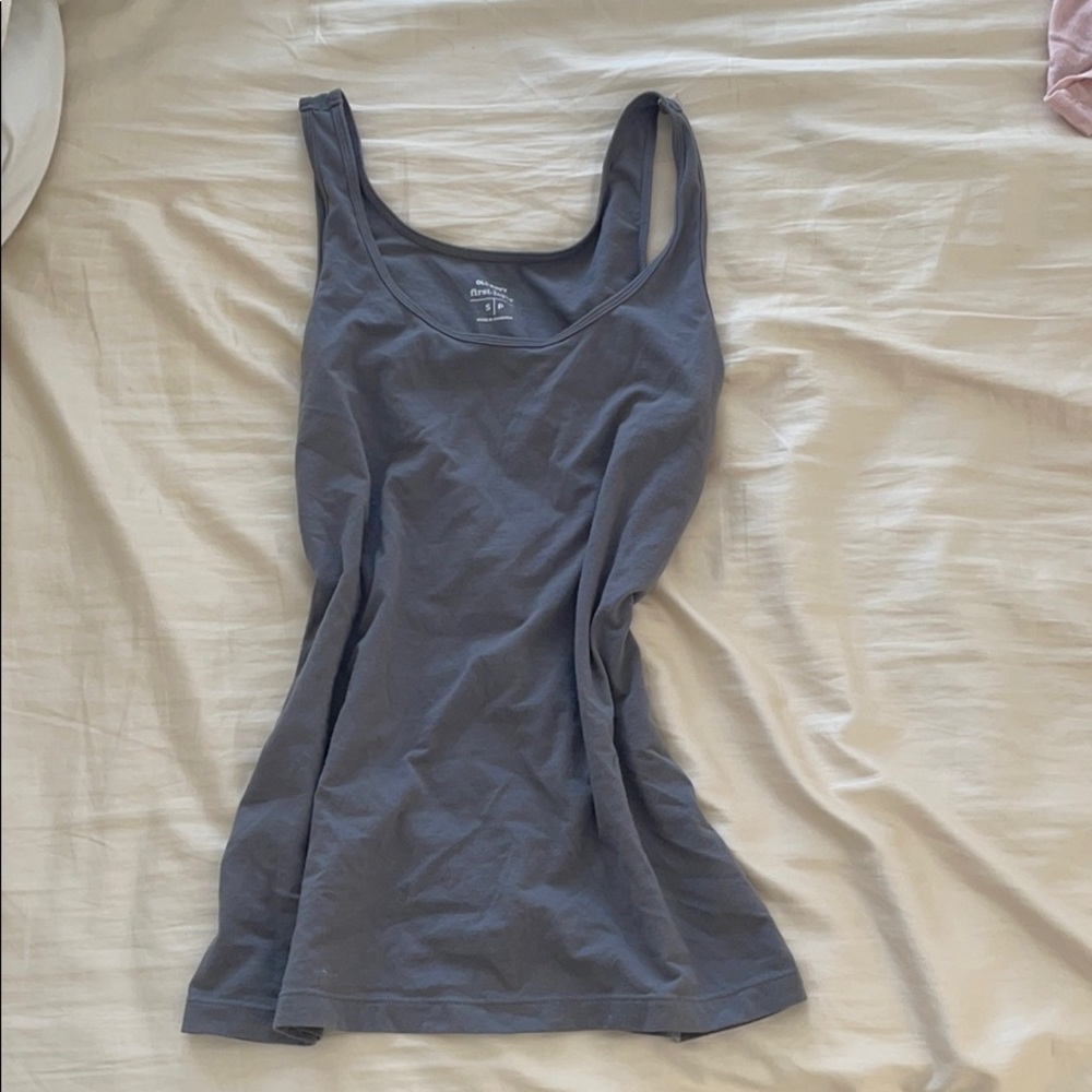 Old Navy solid tank